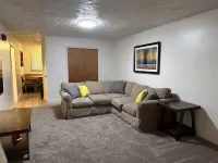 Cozy Corner at College Center of Town Sleeps 4