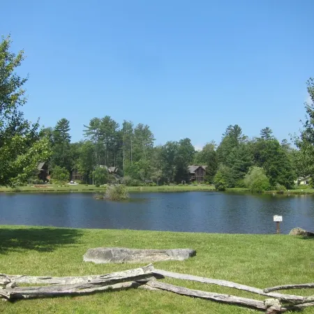 TWO BLOCKS FROM MAIN ST 5 BDRM/ 3 BA, WiFi. HD.
