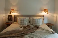 Welcome to our charming Montana cottage with a cozy traveler’s inn twist