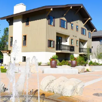 THE MCCALL HIDEAWAY - Cozy Downtown Retreat