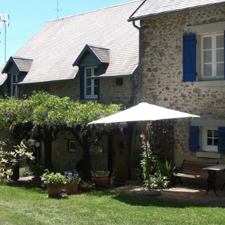 New apartment in country house with terrace and garden