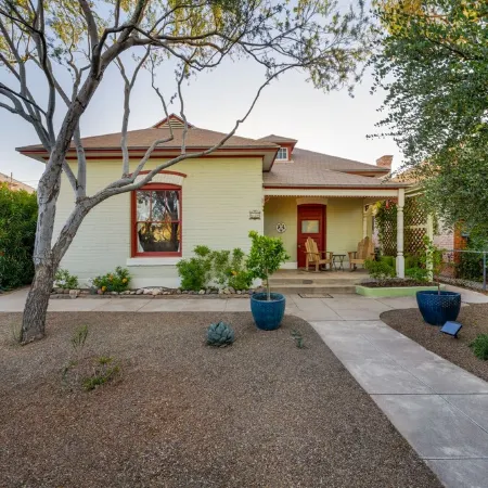 Beautifully furnished historic home with heated pool close to Downtown Tucson.
