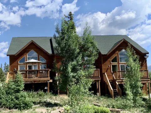 Spectacular Mountain House w/breath taking views!