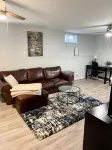 12 min to Downtown! Child&Pet Friendly , Fully Stocked Kitchen, W/, Back