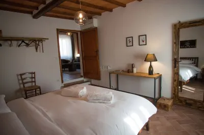 SUITE WINE - Relax & Design in the Heart of the Valdorcia Hotel in zona Cipressi di San Quirico d'Orcia
