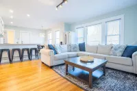 Newly Renovated 2nd Floor Apt near USM