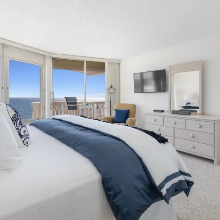 Direct Beachfront Condo with Amazing Panoramic Ocean Front Views (11th floor)