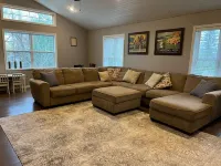 Large Lakehouse with hot tub. walk to public beach in Twin Lakes WI