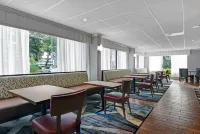 Hampton Inn Charleston/Mt. Pleasant-Patriots Point - breakfast