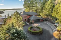 The Clubhouse
