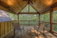 Sunrock Mountain Dream II ~ Luxury Cabin Hot Tub, Pool Table, Fire Pit & Sw. Bed