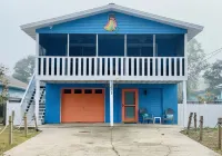 Ask about Spring break specials!   Golf cart, access to semi private beach 30a