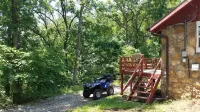 Cute family/ couples cabin with trailer parking and use of our dock in calm cove