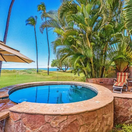 Five Bedroom Beachfront South Maui Home - Modern!