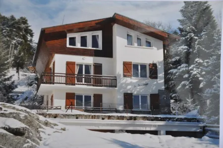 Chalet in Font-Romeu, 1800m altitude, breathtaking views, comfortable for 6 personalize Отели рядом с достопримечательностью «Station de Ski - Font Romeu Pyrénées 2000»