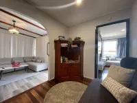 Modern than 3 bedroom house  with office space in the center of Kallangur