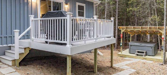 Cozy Acadia Hideaway with Hot Tub Hotels in Tremont