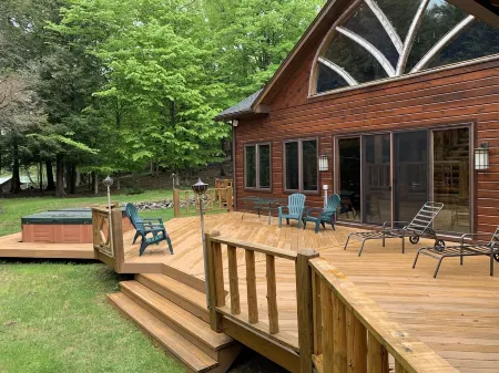 Adirondack Waterfront Lodge Close to Old Forge with A/C and Heated Garage