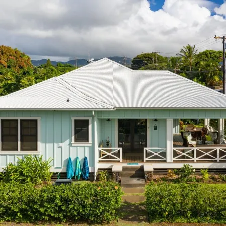 New Custom Hawaiian Cottage - Poipu Beach- Koloa, Hi