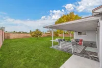 Luxurious Newly Remodeled 4 bedroom Home with Large Backyard near Disneyland