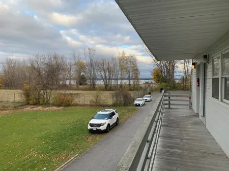 Saba Cedarwood Experience