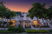 TROPICAL HOUSE HOTEL KHEM BEACH