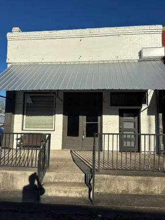 Livie’s LoftTrendy loft on Main Street