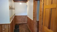 Charming home in Seven Devils. Close access to tubing, ziplining, & hiking.