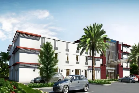 Holiday Inn Express & Suites MIAMI AIRPORT EAST by IHG