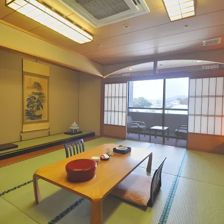 Hotel Shirasagi