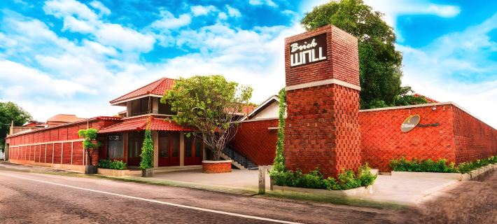 Olinia Airport Hotel โรงแรมในกาตุนายาเก