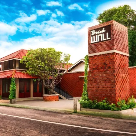 Olinia Airport Hotel