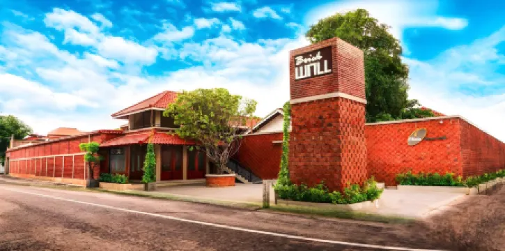 Olinia Airport Hotel