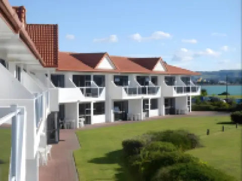 Harbour View Motel on Ahuriri Beach in Napier NZ with Sea View Suites Hotels in Napier