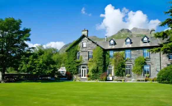 New Dungeon Ghyll Hotel