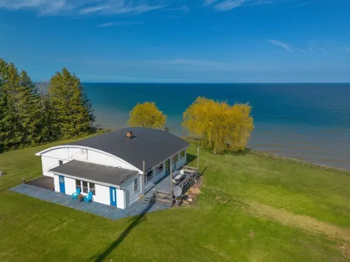 Lakeview Retreat Near Green Bay, Door County