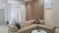 Afaris House Geulumpang 2 Banda Aceh Hotel di Meunasah Papeun