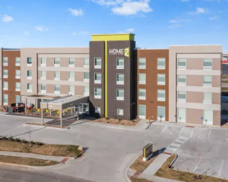 Home2 Suites by Hilton Cedar Rapids Westdale Hotels in Cedar Rapids