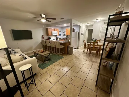 Beachfront Bliss – Steps to Dining, Shops & More! Отели рядом с Keesler Air Force Base