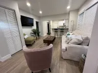Beautiful Little Havana Home with Pool. Near airport, beaches and night life