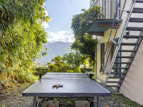 Egner- Apt.Steintisch