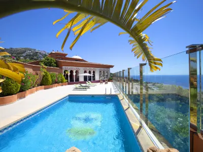 Azahara Hotels in 