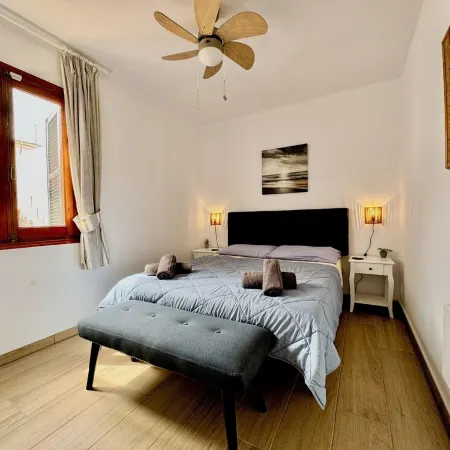 Beautiful bungalow near beach and amenities with 3 bedrooms & large pool