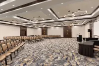 Holiday Inn VIRGINIA BEACH - NORFOLK by IHG - 3-Star