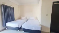 Tasya Homestay Hotels in Tondong Belang