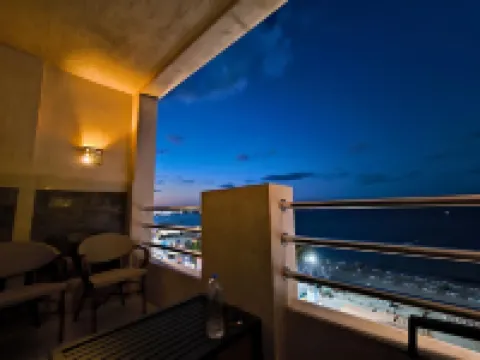 Luxury Apartment 3BR & Full Sea View Hotels in Qism Moursy Matrouh