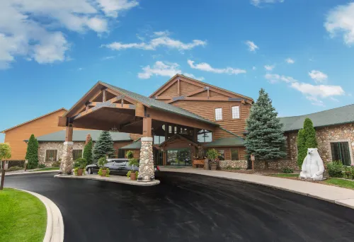 Tundra Lodge Hotels in Green Bay
