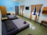Ai Beach Resort Hotels near Teluk Senangin
