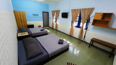 Budget Beach Resort