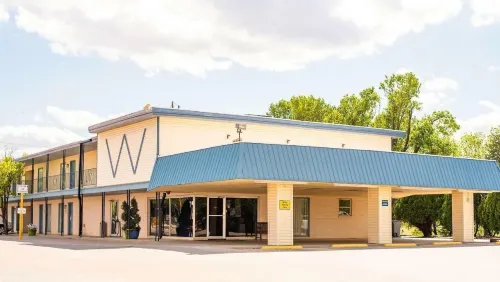 Wayfarer Inn Woodward Hotels in Woodward